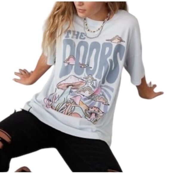 American Eagle The Doors Graphic Band Tee Oversized Blue Soft Casual Size XS/S - Picture 1 of 6